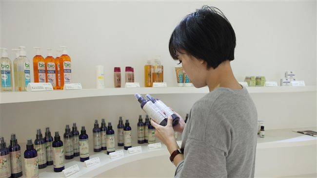 柔珠謀殺海洋　保養品這樣挑美的環保