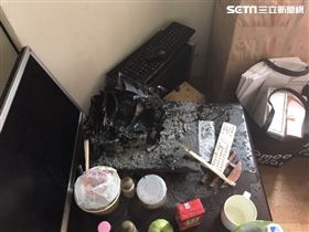 貓狗大戰疑似誤觸電磁爐導致火災。（圖／翻攝畫面）