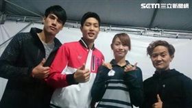 ▲楊俊瀚在今年台北101跨年與羽球一哥周天成、射箭美少女熊梅茜等合影。（圖／記者林辰彥攝影）