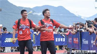 球迷熱情迎接球星　紅毯星光熠熠