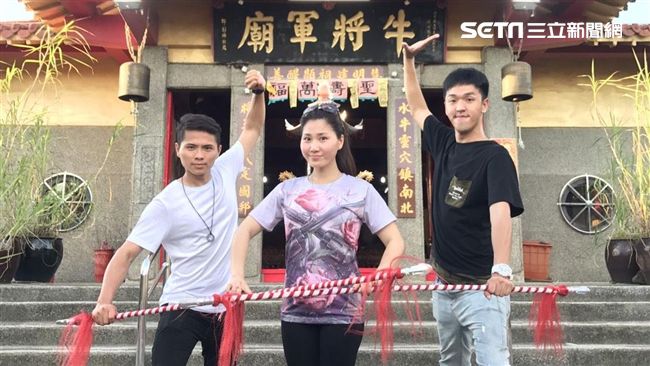 越南孫翠鳳遠嫁台灣繼承夫業傳統戲曲