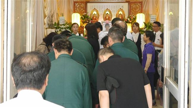 告別式全是「綠衣人」　背後原因有淚