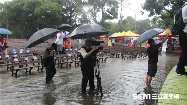 青年公園積水？柯：我擺臉色就解決了