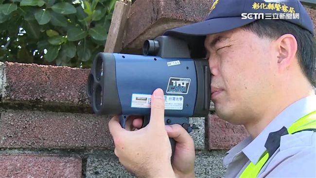 開車超速28公里　1分鐘竟吞2罰單