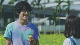 花甲少年轉大人,植劇場,盧廣仲,嚴正嵐,吻戲,地瓜,番薯,收視新高　圖／台視提供