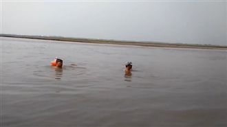 男約4女網友戲水遭沖走　妻心碎怒吼