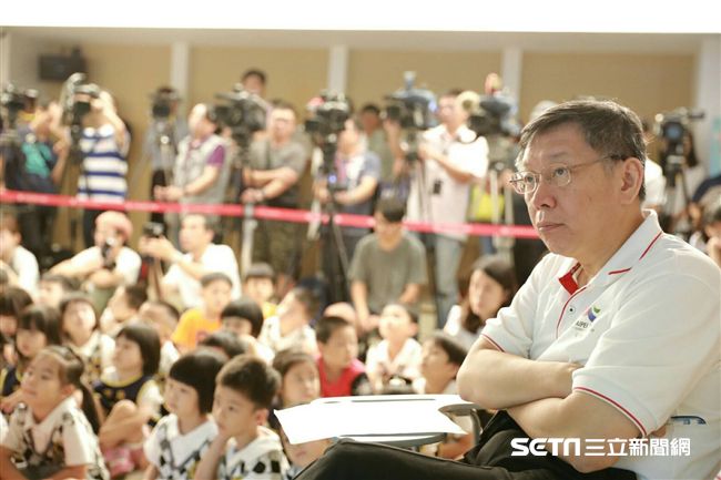 統戰從里長下手？柯：誰統誰很難說