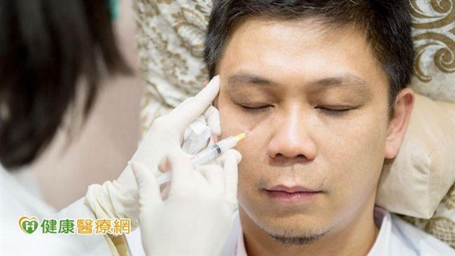 淚溝顯疲態　醫師也難逃