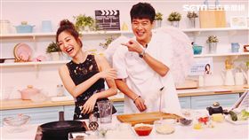 曾莞婷桃花直播盼脫單　李易「邱比特裝」加持