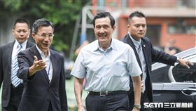 國民黨黨主席選舉，馬英九前往強恕中學投票 圖／記者林敬旻攝