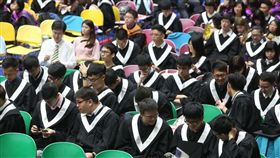 遠見雜誌／小心，愈來愈多人跟台灣說再見（名家專用）