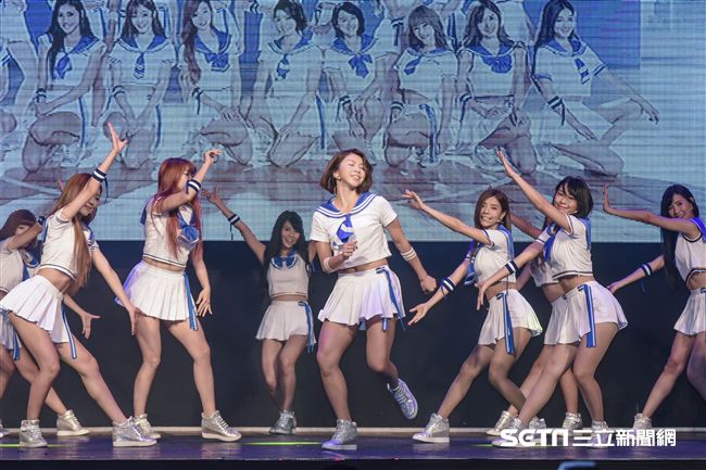 Lamigirls再出擊！寫真EP預購記者會　圖／記者林敬旻攝