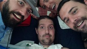 漸凍人,冰桶挑戰,發起人,Pete Frates,運動員,推特（圖／翻攝自Pete Frates‏ Twitter）
https://twitter.com/search?q=pete%20frates&src=tyah&lang=zh-tw