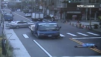 單車童闖紅燈　貨車視線死角撞飛他