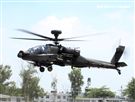 AH-64E阿帕契攻擊直升機離場。（記者邱榮吉/左營拍攝）