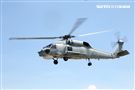 S70C反潛直升機離場。（記者邱榮吉/左營拍攝）
。（記者邱榮吉/左營拍攝）

