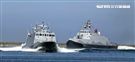 光六飛彈快艇、沱江艦性能展示。（記者邱榮吉/左營拍攝