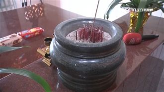 香爐「亂挖倒插香」　下手者恐遭天譴