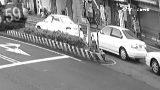 無照駕駛硬上路　她釀追撞上演碰碰車