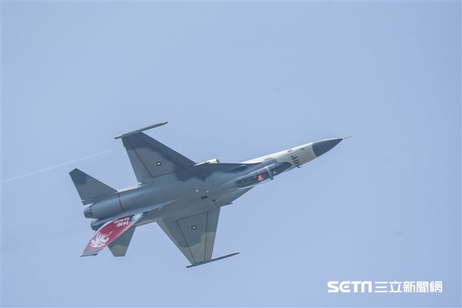 空軍第四二七戰術戰鬥機聯隊IDF型戰機接機25周年活動 圖／記者林敬旻攝