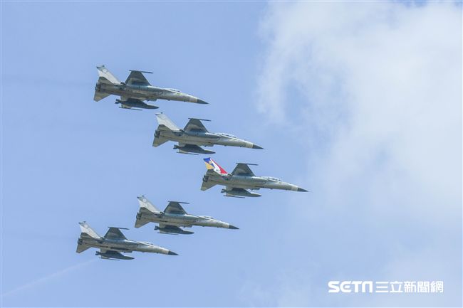 空軍第四二七戰術戰鬥機聯隊IDF型戰機接機25周年活動 圖／記者林敬旻攝