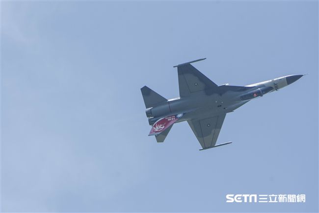 空軍第四二七戰術戰鬥機聯隊IDF型戰機接機25周年活動 圖／記者林敬旻攝