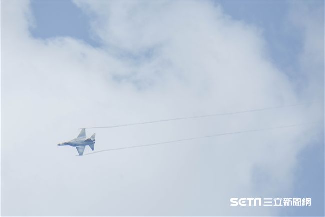 空軍第四二七戰術戰鬥機聯隊IDF型戰機接機25周年活動 圖／記者林敬旻攝