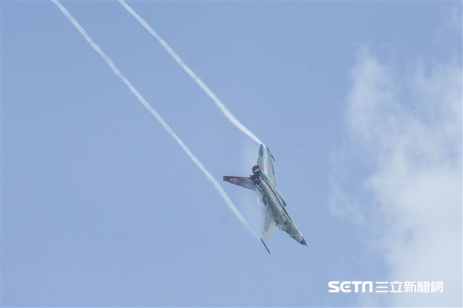 空軍第四二七戰術戰鬥機聯隊IDF型戰機接機25周年活動 圖／記者林敬旻攝