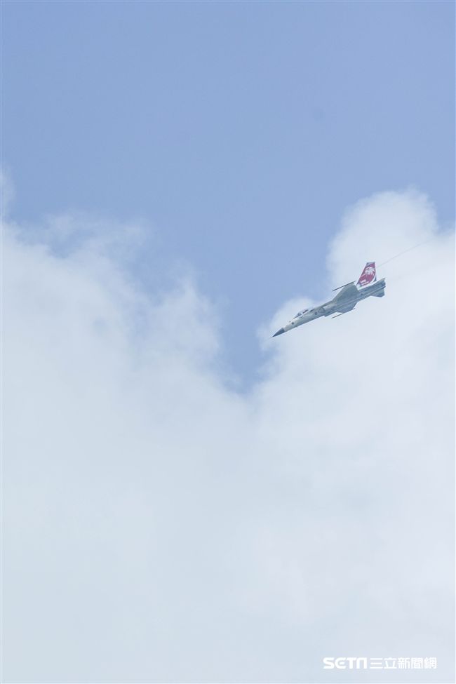 空軍第四二七戰術戰鬥機聯隊IDF型戰機接機25周年活動 圖／記者林敬旻攝