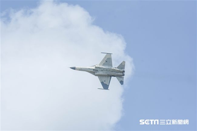 空軍第四二七戰術戰鬥機聯隊IDF型戰機接機25周年活動 圖／記者林敬旻攝