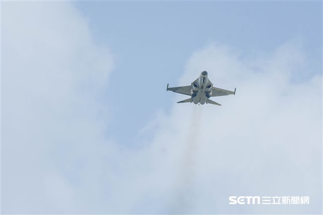 空軍第四二七戰術戰鬥機聯隊IDF型戰機接機25周年活動 圖／記者林敬旻攝