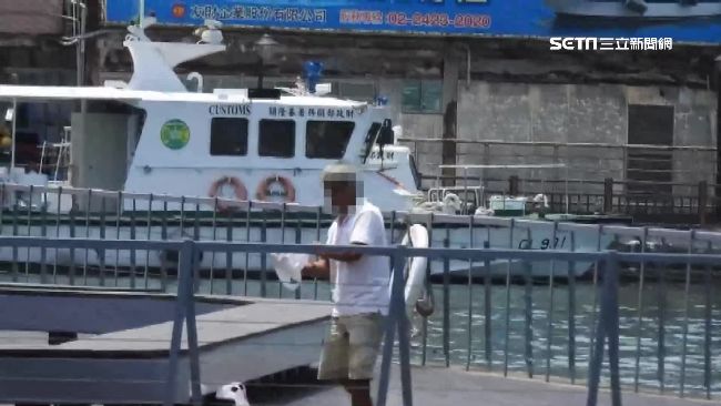 想拍攝黑鳶俯衝海面　男丟腐食遭取締