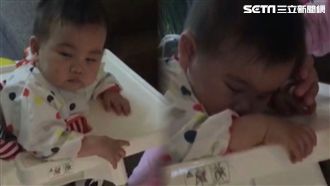 萌娃吃飯猛打瞌睡　媽媽：有這麼累？