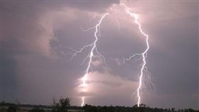 -雷擊-打雷-雷電-閃電-▲（圖／攝影者Greg Hewgill, flickr CC License）https://goo.gl/3rTZfU