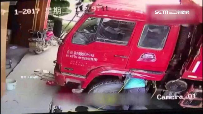 爆胎威力猶如手榴彈　車行老闆被炸死