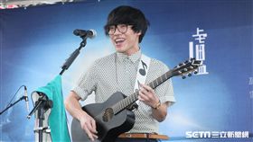 20170715-盧廣仲「春季巡迴安可場 LIVE IN TICC」演唱會簽唱記者會 (鄭先生)