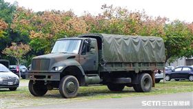 中型戰術輪車 軍卡 維基百科