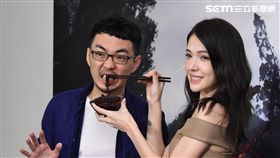 恐怖電影紅衣小女孩2正式預告發佈,導演程偉豪.女主角許瑋甯聯袂出席宣傳造勢