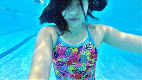 台大泳后「丁妹」丁聖祐（圖／翻攝自丁妹動吃動吃 SportziMitzi）