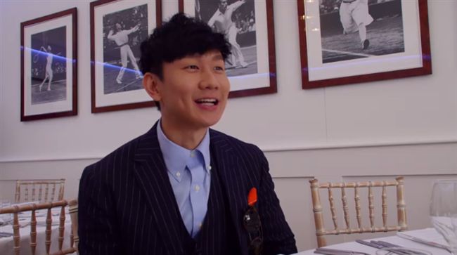 讚費爸音準沒問題　JJ想教他這首歌