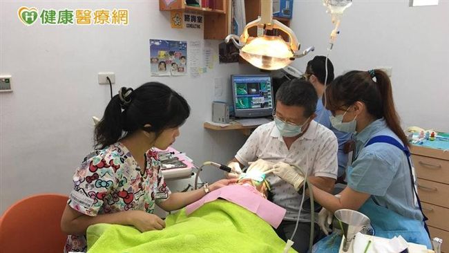 小孩看牙亂動危險？兒牙鎮靜助治療