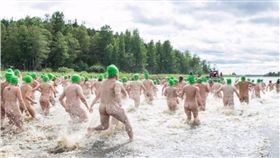 芬蘭,裸泳,世界紀錄,Ilosaari Rock music festiva　圖／翻攝自鏡報