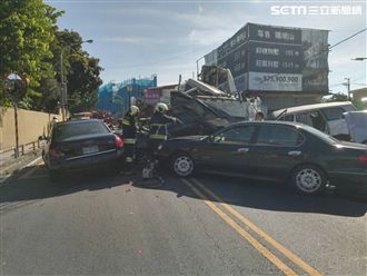 仰德大道連環車禍　警緊急封閉管制