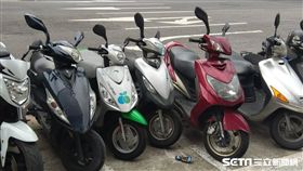 WeMo電動共享機車（圖／校園記者莊翔宇攝）