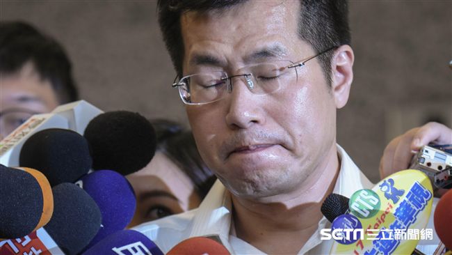 學長羅致政上摩鐵　學弟吳秉叡這樣說
