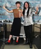 魏如萱的「末路狂花巡迴演唱會」7月即將登上台北小巨蛋，在練排時亂彈阿翔帶著蜆精探班。（記者邱榮吉/攝影）