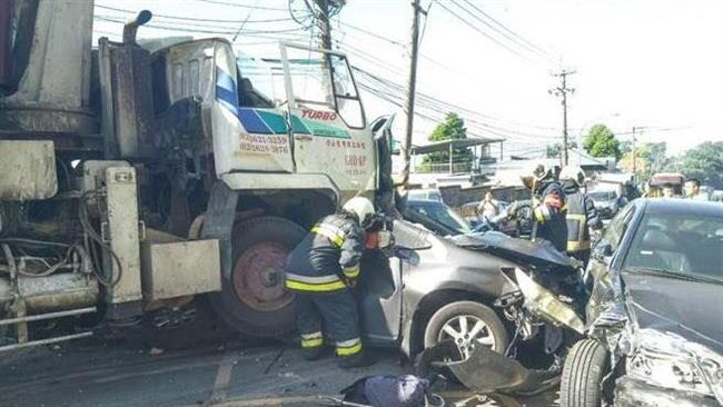 仰德大道車禍　為何沒撞山壁減速掀議
