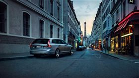 VOLVO V90 & V90 Cross Country VOLVO提供