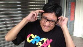 「A濫」林雅強
https://www.facebook.com/photo.php?fbid=10150954734816553&set=t.1134347465&type=3&theater