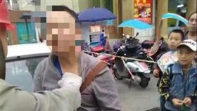 愛孩童襪子，偷了近百雙。（圖／翻攝自《成都商報》）